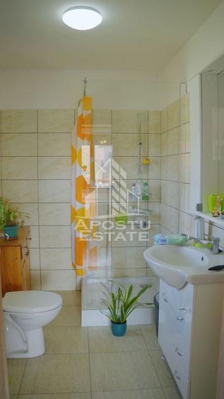 Duplex cu 4 camere cu Canalizare în Moșnița Veche