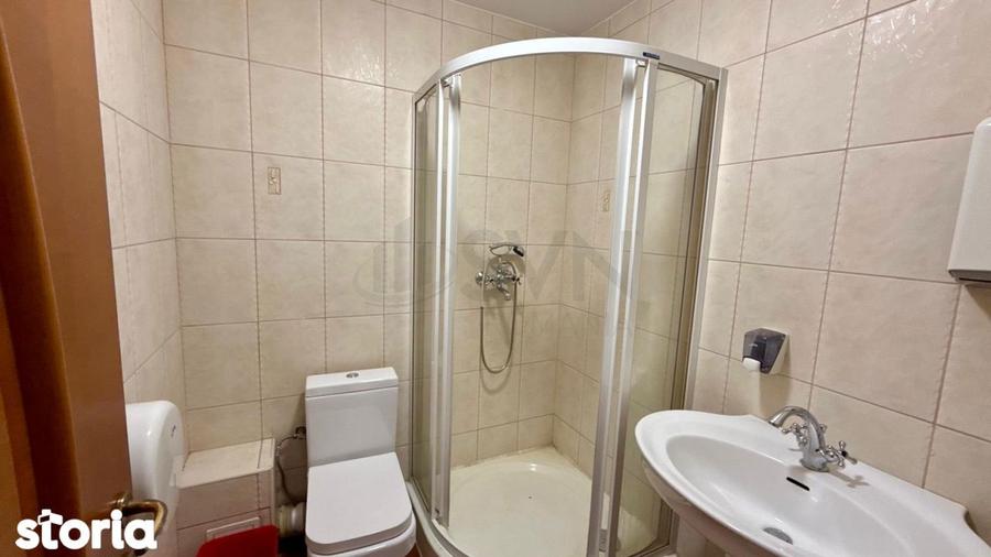 Apartament cu 4 camere decomandat în Floreasca