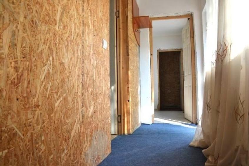 Casă individuală cu 2 camere cu Teren 370 Mp în Exterior Nord