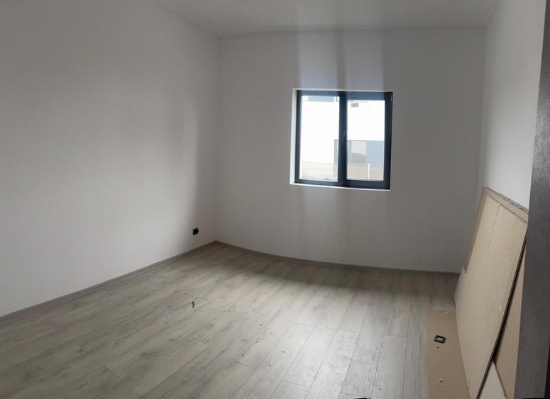 Casă individuală cu 4 camere cu Teren 500 Mp în Tărlungeni
