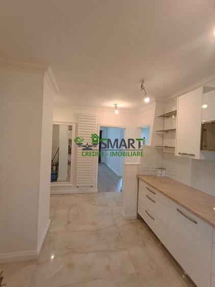 Apartament cu 3 camere în Hotvon