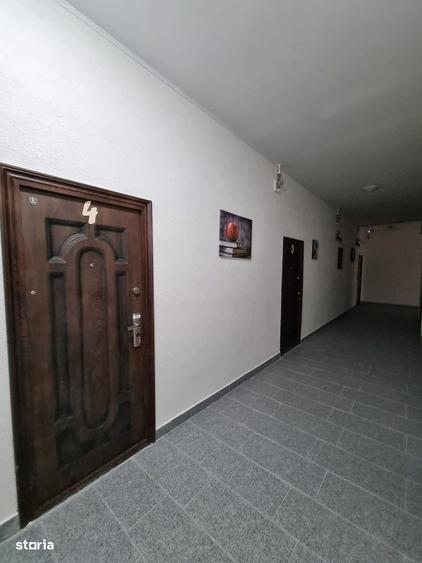 Spațiu comercial, de 2,416 mp, în Central
