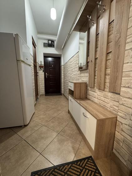 Garsonieră decomandată în Barbu Văcărescu