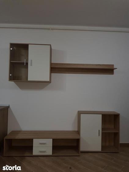 Apartament cu 3 camere, mobilat în Dumbrăvița