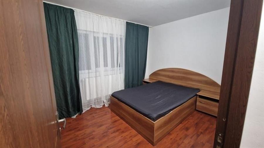 Apartament 3 camere etaj 2/4 - 7