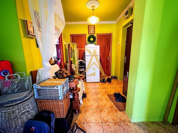 Apartament cu 3 camere decomandat în Titulescu