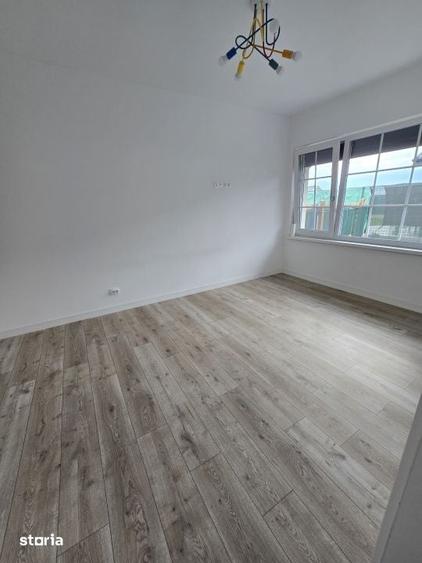 Casă cu 4 camere cu Teren 595 Mp în Balotești