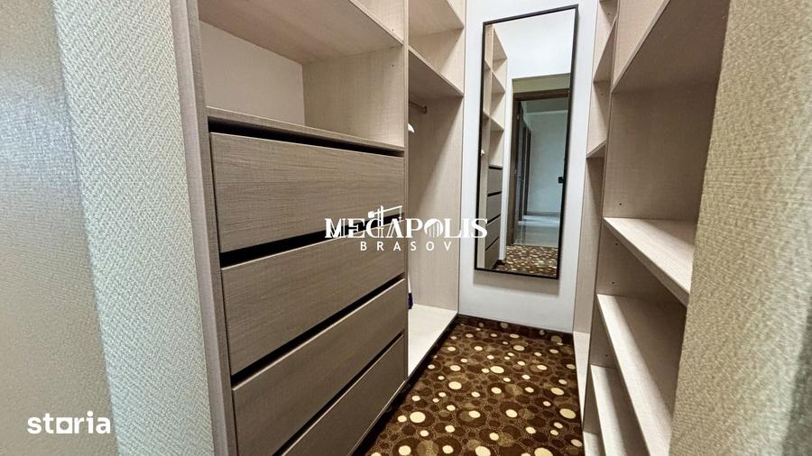 Apartament cu 4 camere în Central