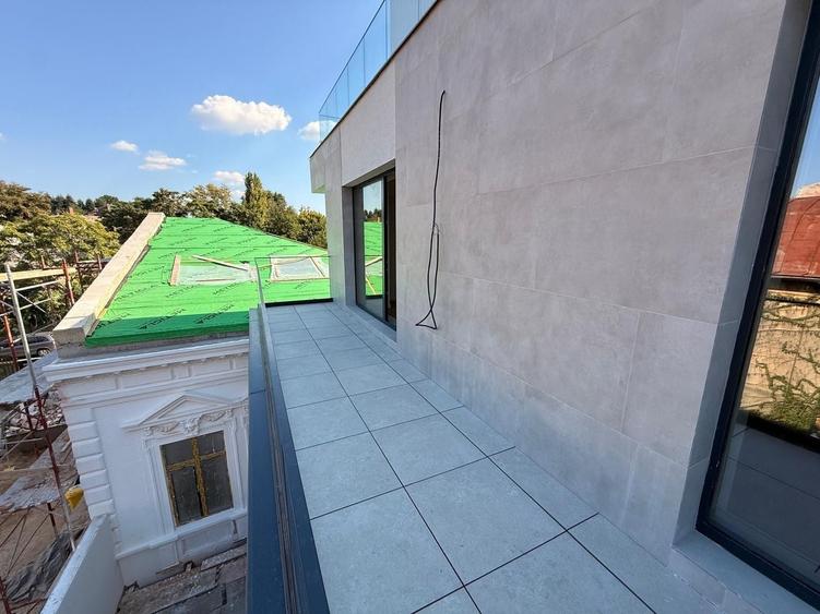 Apartament cu 2 camere semidecomandat în Unirii