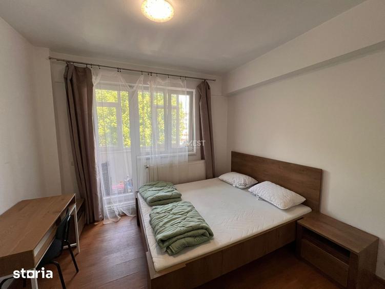 Apartament cu 4 camere semidecomandat, mobilat în Tătărași