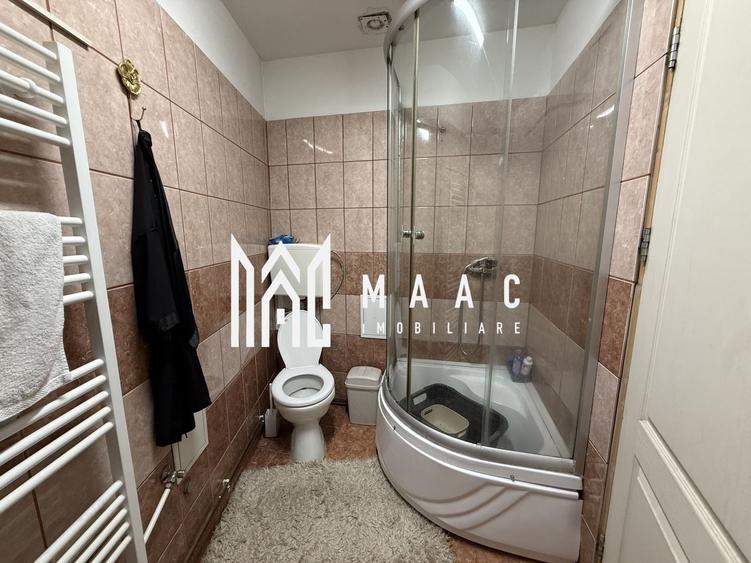 Casă individuală cu 8 camere cu Canalizare în Central
