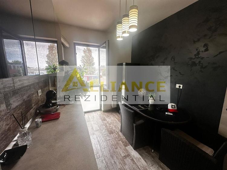 Apartament cu 3 camere decomandat în Berceni