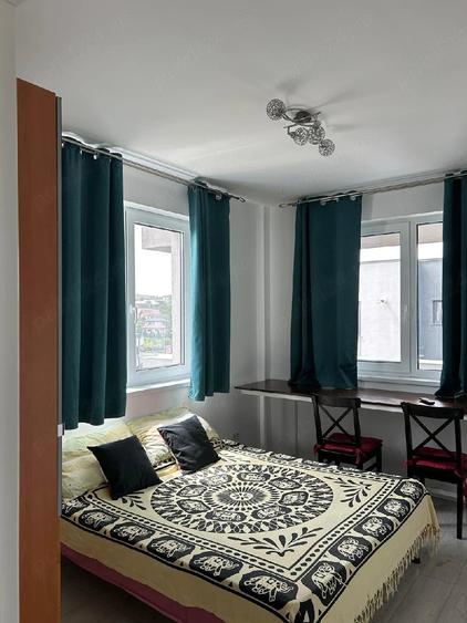 Apartament cu 3 camere decomandat în Bucium