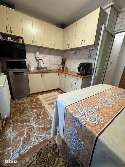 Apartament cu 3 camere în Sud