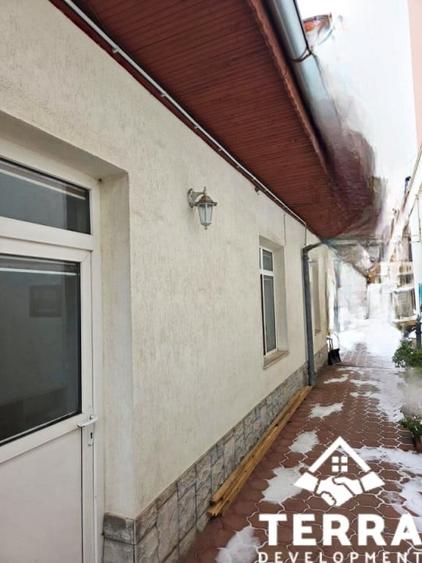 Casă cu 2 camere cu Canalizare în Capitol