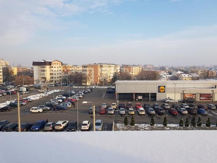 Apartament cu 2 camere decomandat în Popoveni