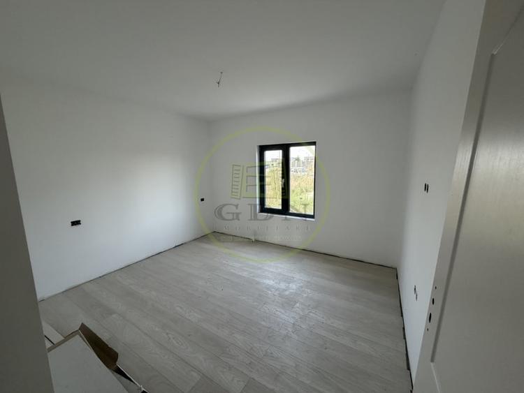 Casă individuală cu 4 camere cu Teren 343 Mp în Malu Mare