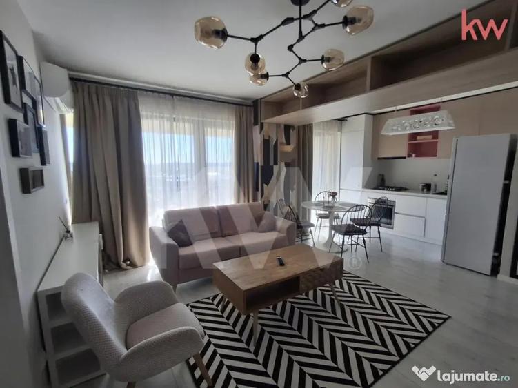 Apartament cu 2 camere semidecomandat, mobilat în Central