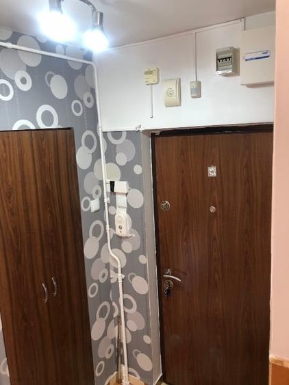 Apartament cu 2 camere semidecomandat, mobilat în Unirii