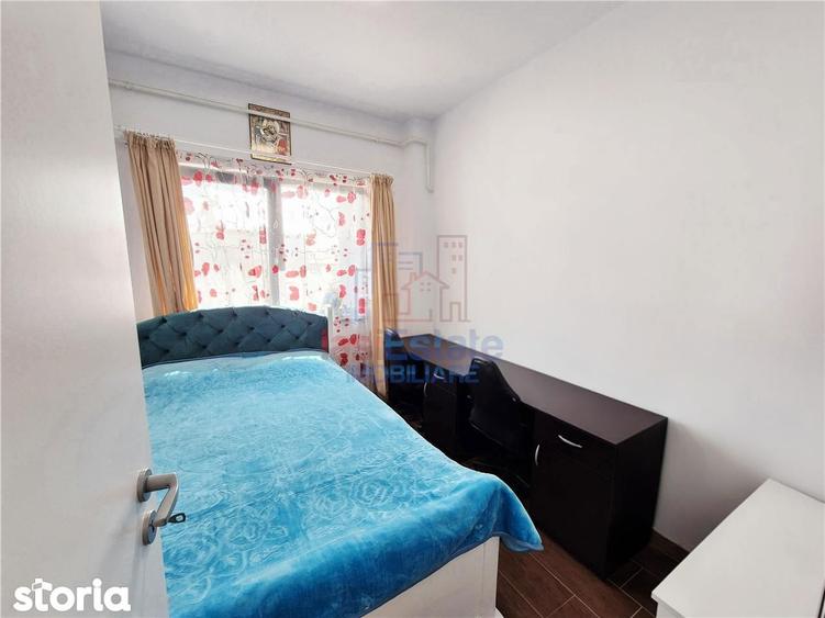 Apartament cu 3 camere în Tomești