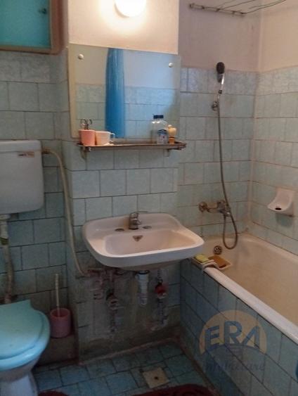 Apartament cu 3 camere decomandat în Rogerius