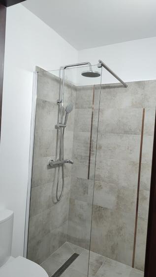 Apartament cu 4 camere semidecomandat în Ștefan cel Mare