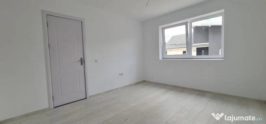 Casă cu 4 camere cu Teren 400 Mp în Tărlungeni