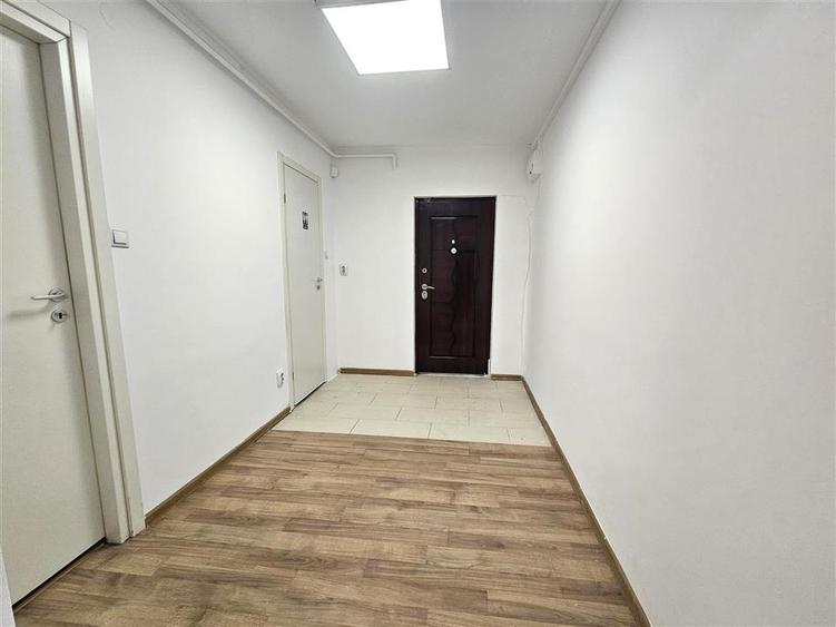 Birou, de 67 mp, în Gară