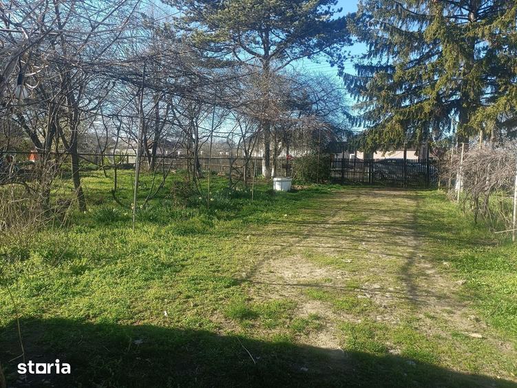 Teren de 8888 mp, în Șirna