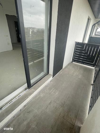 Apartament cu 2 camere decomandat în Central — fotografia 1