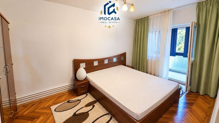Apartament cu 4 camere decomandat, mobilat în Aurel Vlaicu