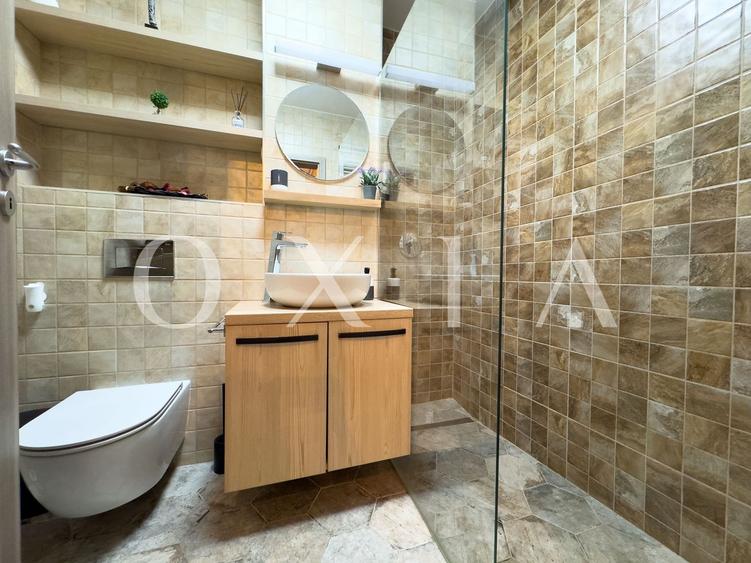 Apartament cu 2 camere semidecomandat, mobilat în Circumvalațiunii