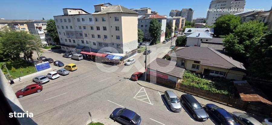 Apartament cu 2 camere decomandat în Micro 4