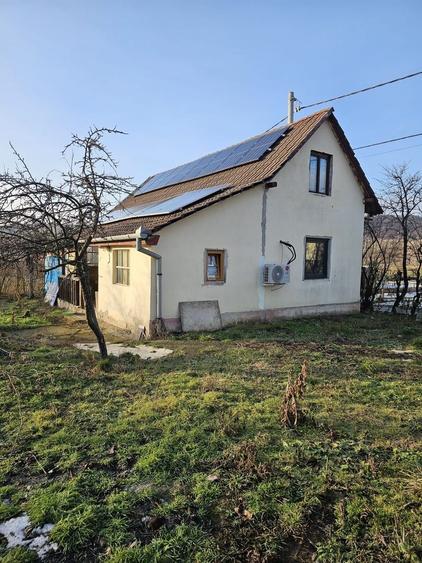 Casă individuală cu 2 camere cu Canalizare în Oncea
