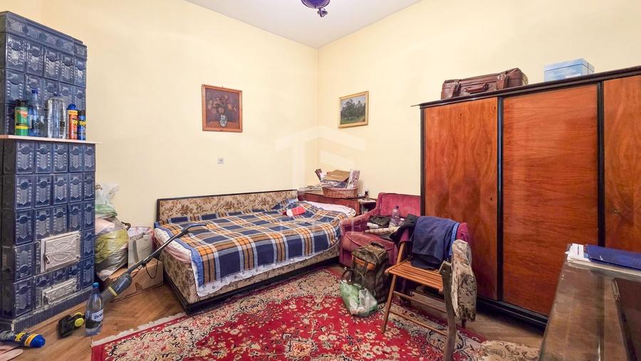 Apartament cu 3 camere decomandat, mobilat în Dacia