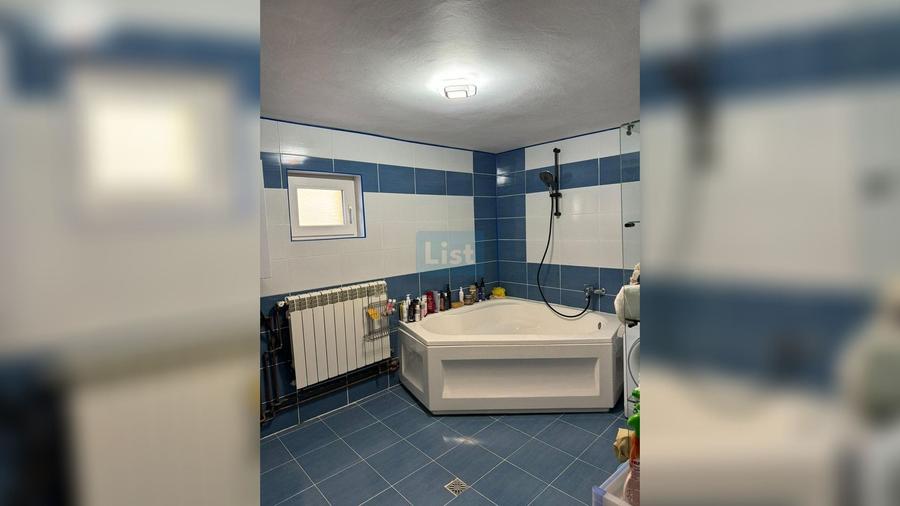 Casă cu 5 camere cu Teren 483 Mp în Unirea