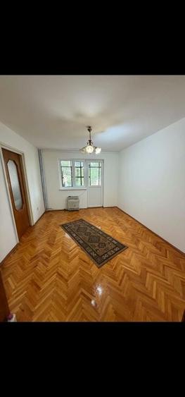 Vand Apartament 3 camere decomandat Dambu Pietros - 3