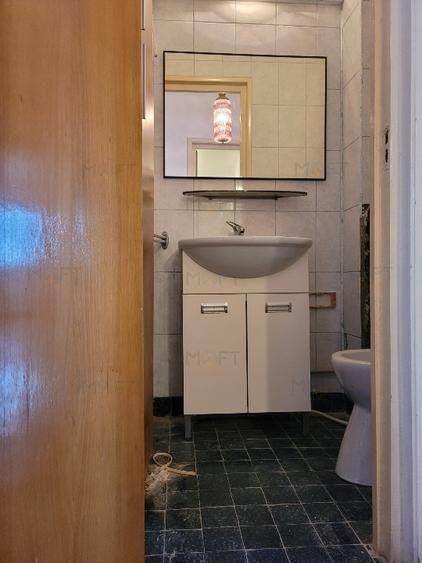 Apartament cu 3 camere decomandat în Dorobanți