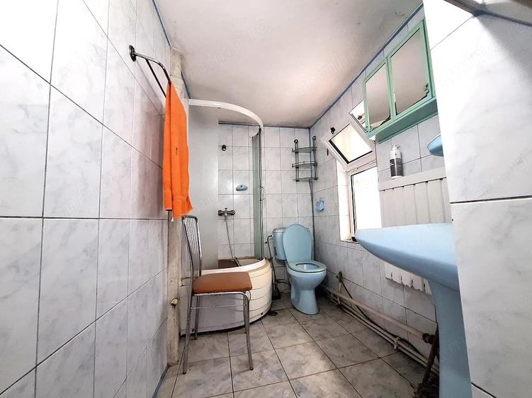 Casă cu Teren 50 Mp în Central