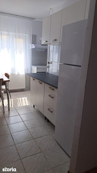 Apartament cu 2 camere decomandat, mobilat în Eroilor