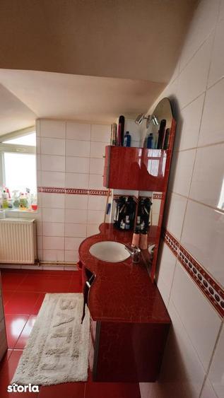Casă cu 4 camere cu Teren 360 Mp în CET