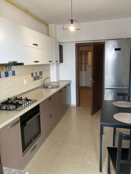 Apartament cu 2 camere decomandat, mobilat în Dămăroaia