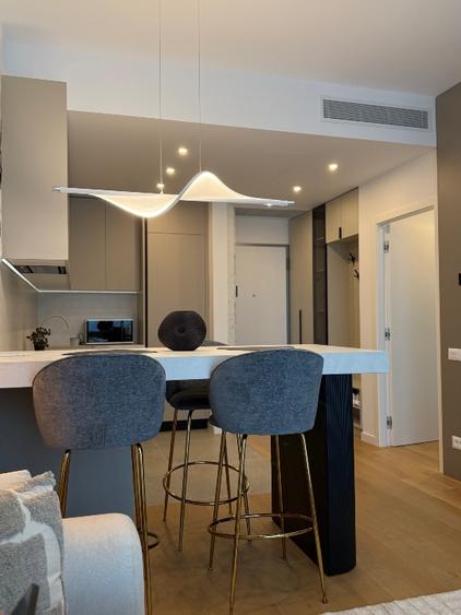 Apartament cu 2 camere semidecomandat, mobilat în Floreasca