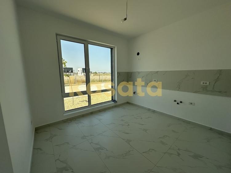 Casă cu 4 camere în Domnești