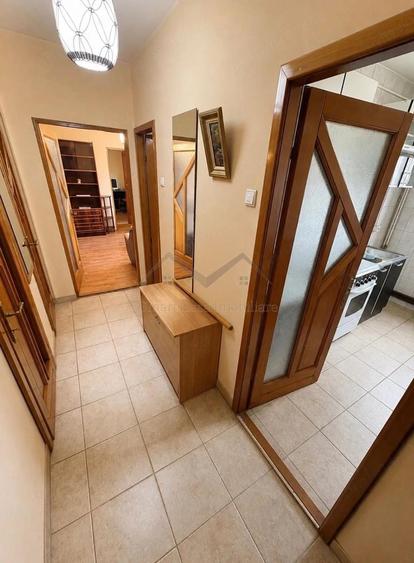 Apartament cu 2 camere nedecomandat în Filiași