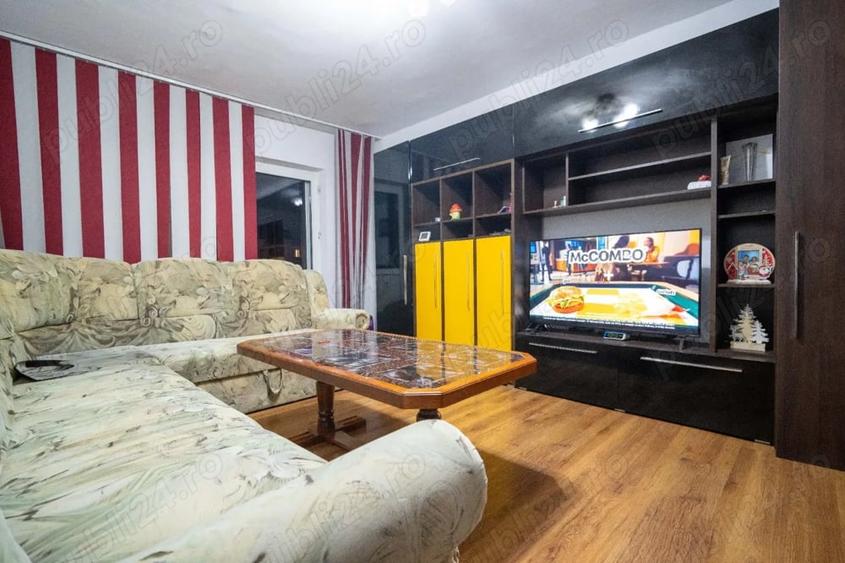 Apartament cu 4 camere decomandat în Sud