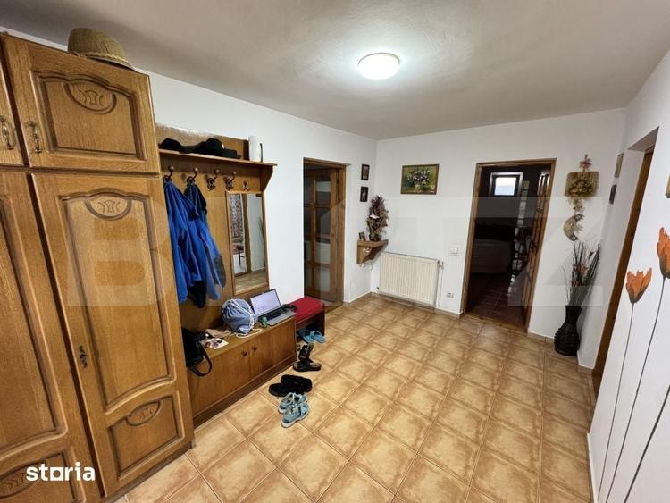 Casă cu 4 camere cu Teren 1400 Mp în Central