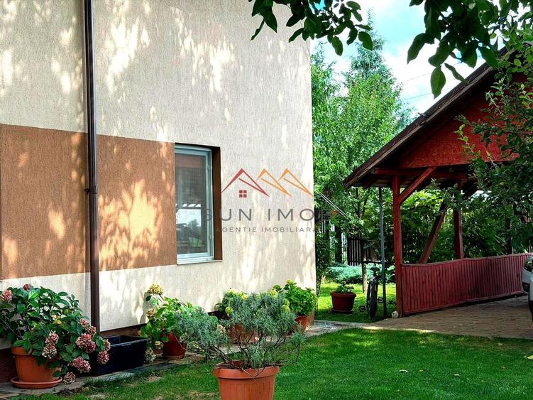 Casă individuală cu 4 camere cu Canalizare în Urleta