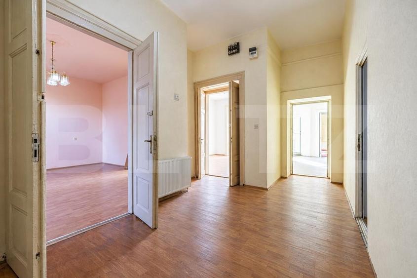 Apartament cu 5 camere decomandat în Iosefin