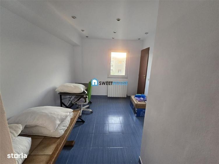 Apartament cu 4 camere în Central